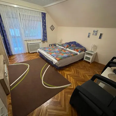 Апартаменты Balaton-lak Apartmanhaz Шиофок